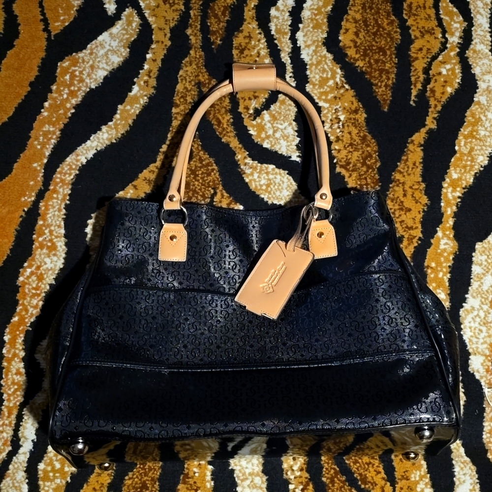 Larger than life Guess Travel Purse/Personal Bag